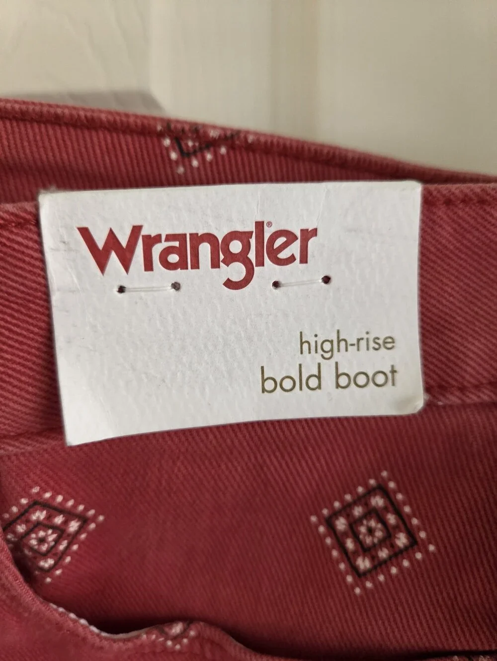 Wrangler High Rise Bold Bootcut Jeans Red Diamond Bay Bandana Print Size 31x30